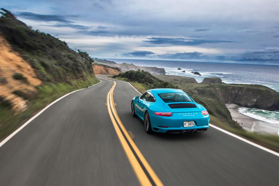  Porsche 911 Carrera S Coupe 2016 года  (US) (фото 2 из 4)